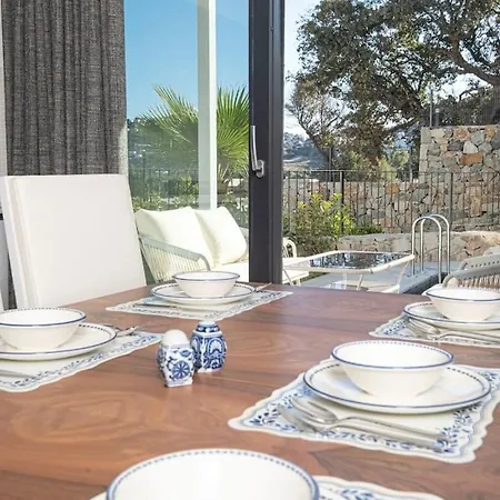 Al Mare 2; Koyunbaba'da Oezel Havuzlu Villa *